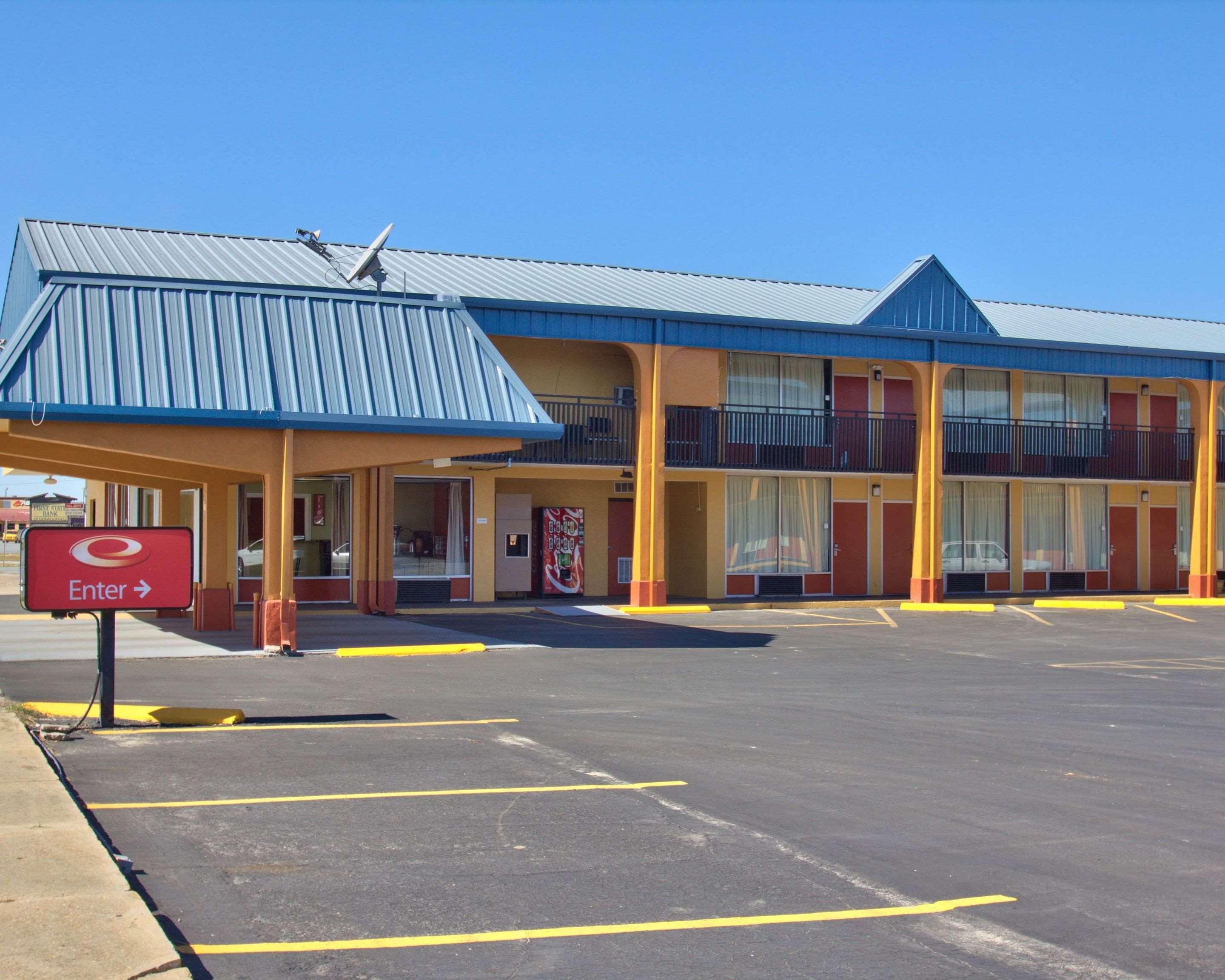 Econo Lodge Donalsonville Exterior photo